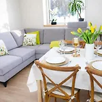Apartament Przy Suntago